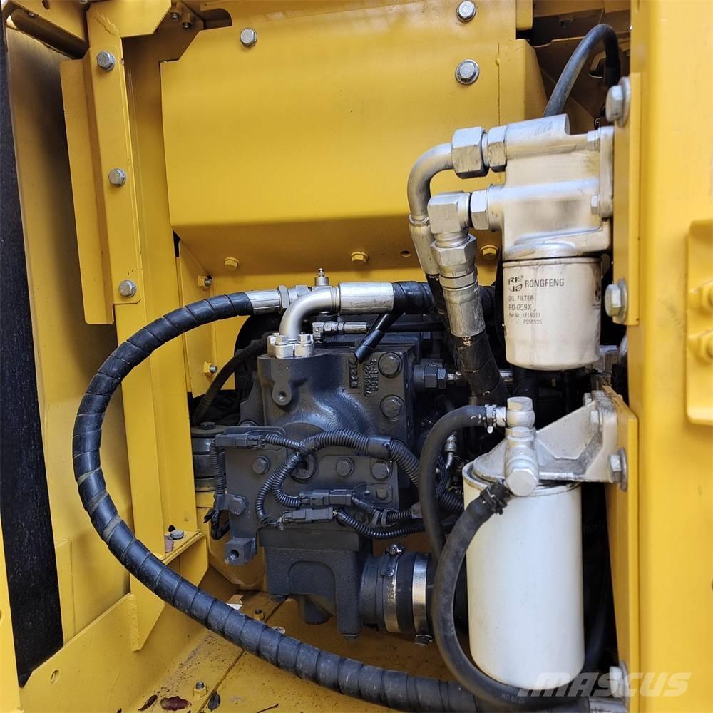 Komatsu PC 130-7 Pelle sur chenilles