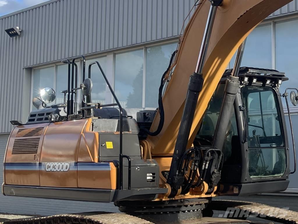 CASE CX 300 D       2017 Pelle sur chenilles