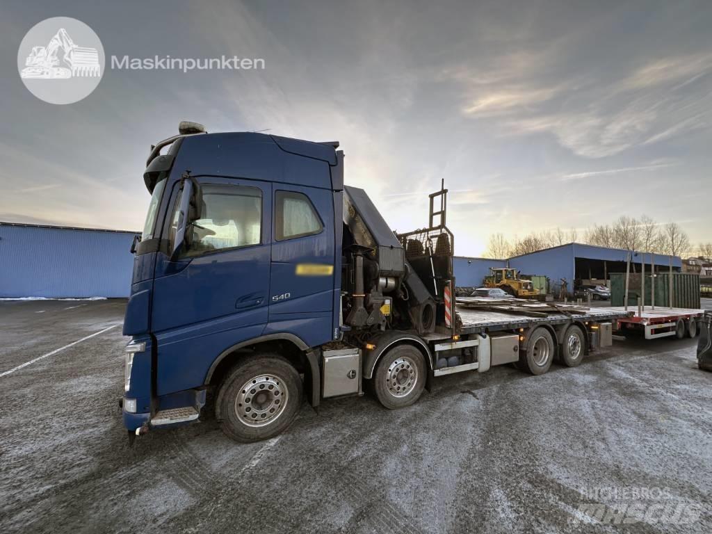 Volvo FH 540 Camion plateau ridelle avec grue