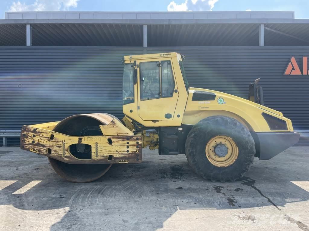 Bomag BW 216 DH-4 Rouleaux monocylindre
