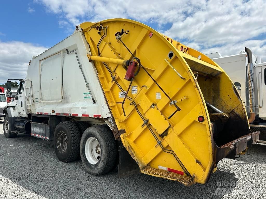 International 7600 Camion poubelle