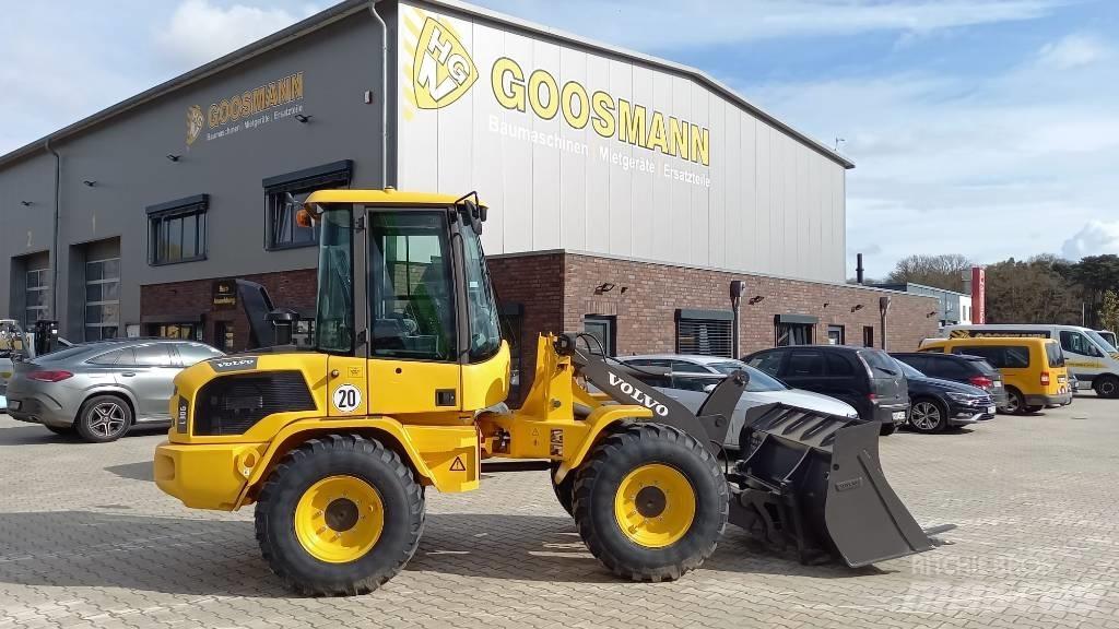 Volvo L 30 G Chargeuse sur pneus