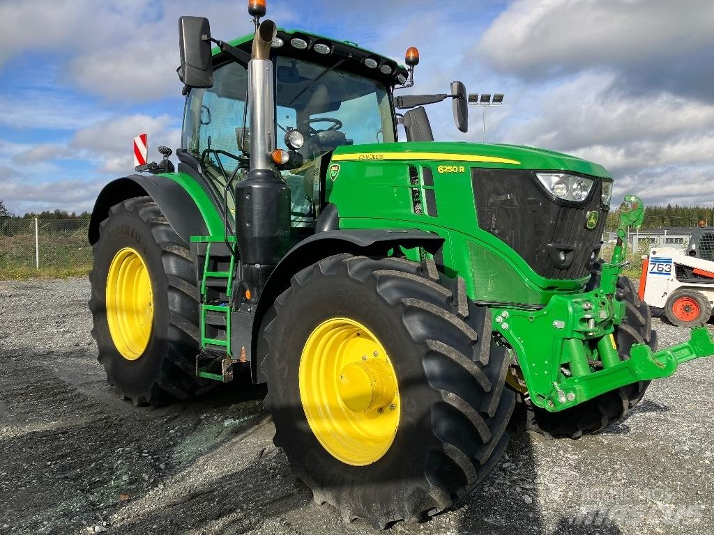 John Deere 6250 R Tracteur