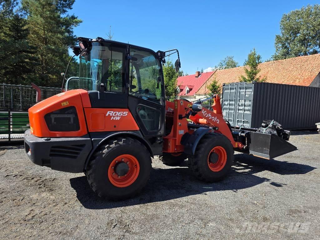 Kubota R 065 Chargeuse sur pneus