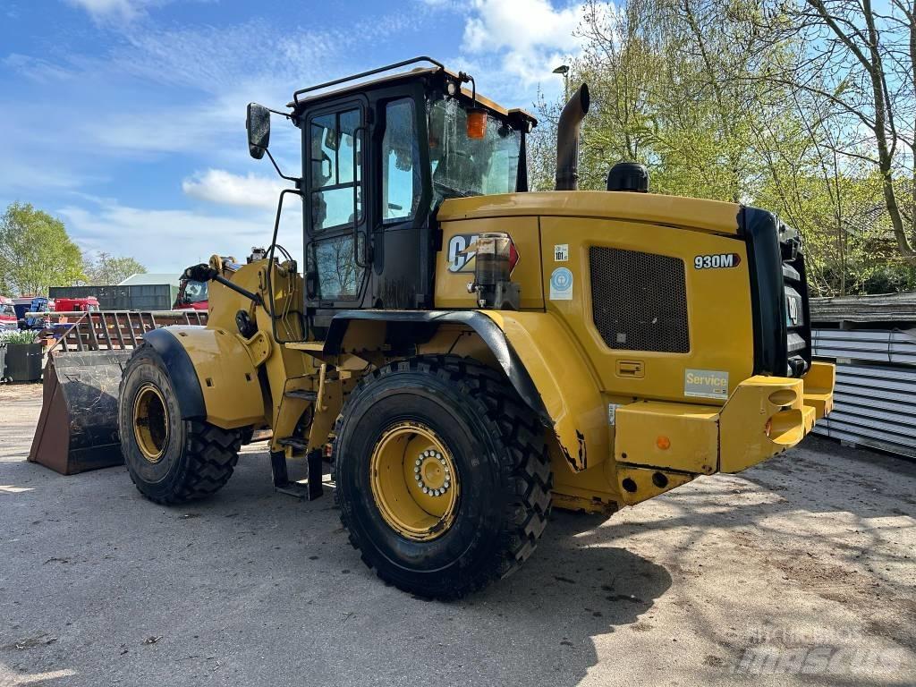 CAT 930M Chargeuse sur pneus