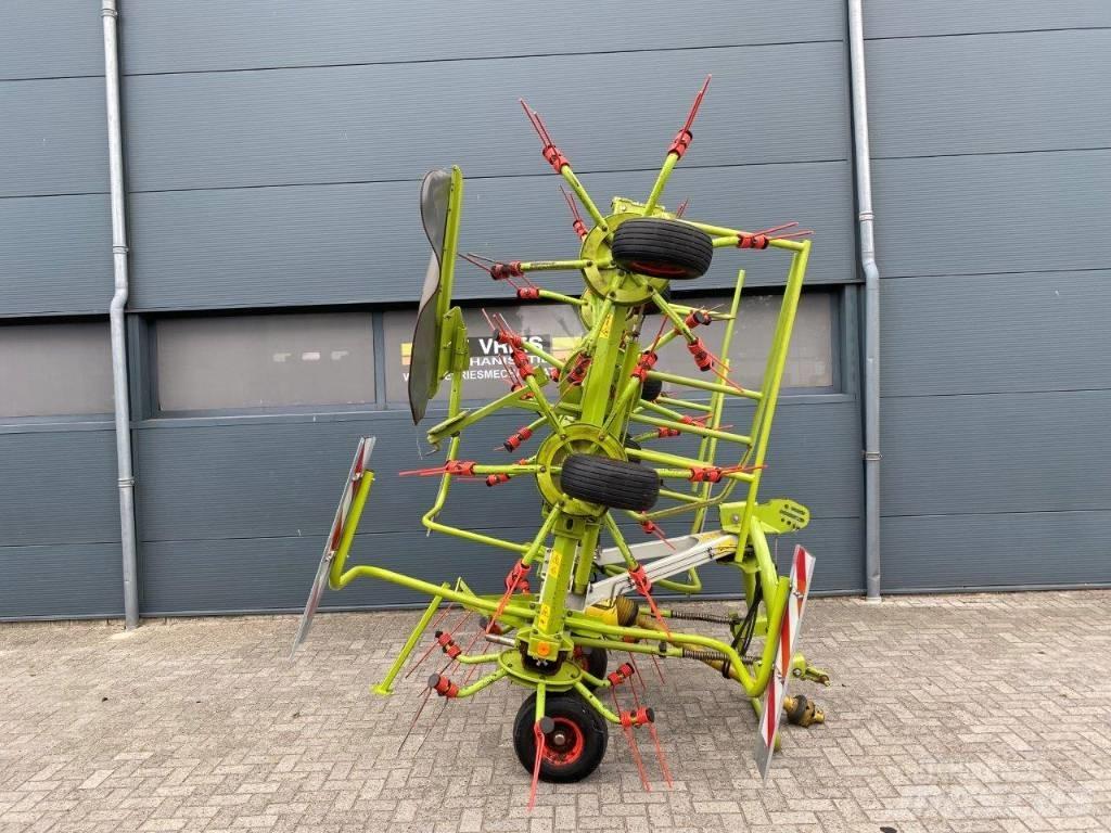 CLAAS Volto 870 Rateau faneur