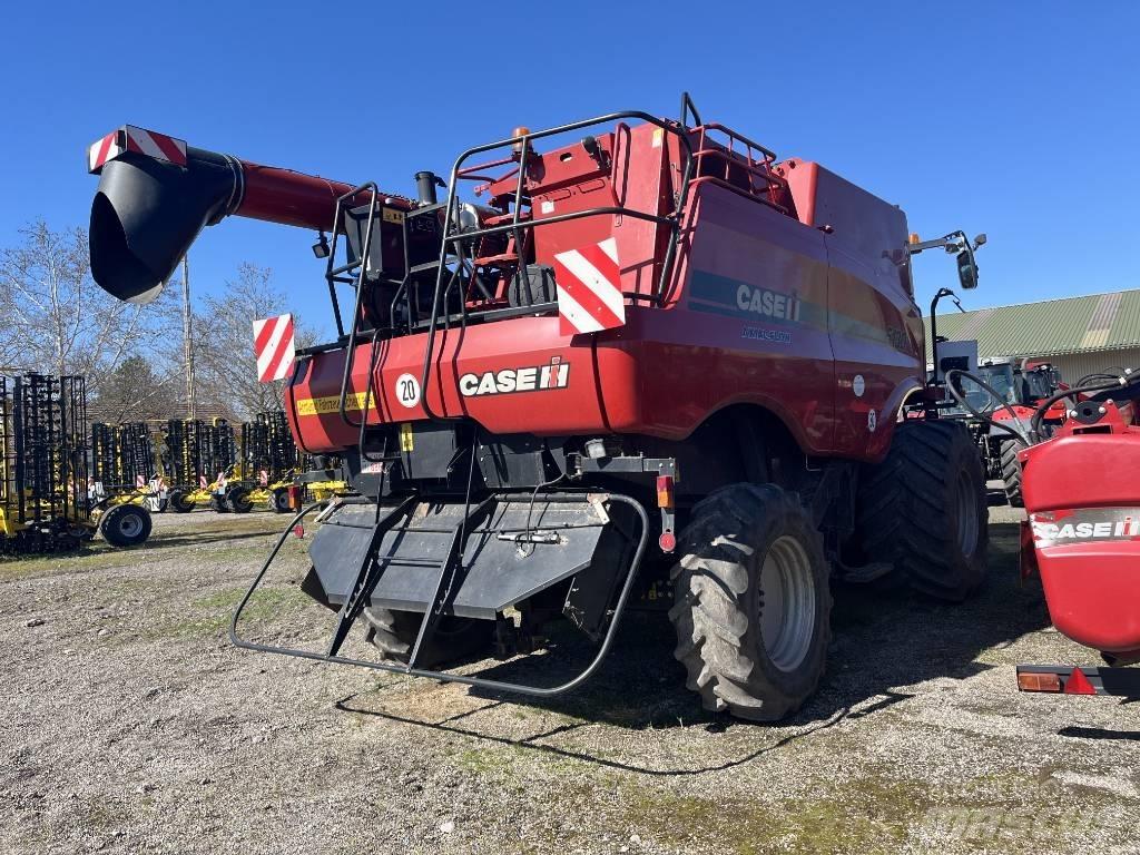 Case IH AF 5130 Moissonneuse batteuse