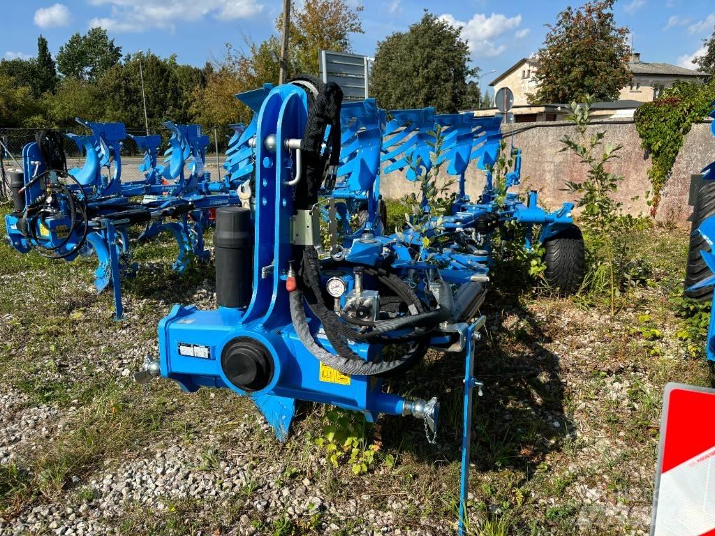 Lemken Juwel 8MVU Charrue réversible