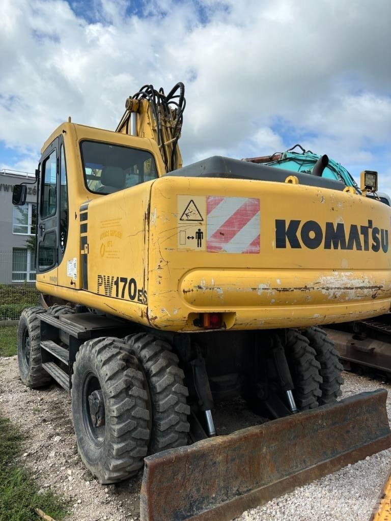 Komatsu PW 170 ES-6K Pelle sur pneus