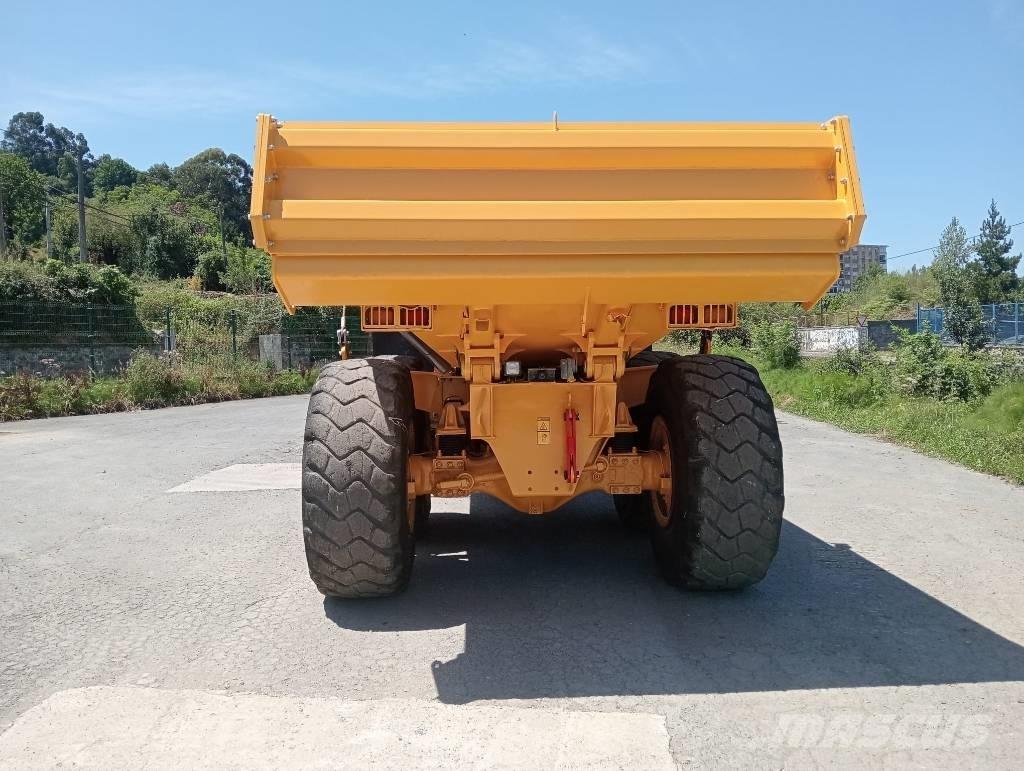 Volvo A 25 F Tombereau articulé
