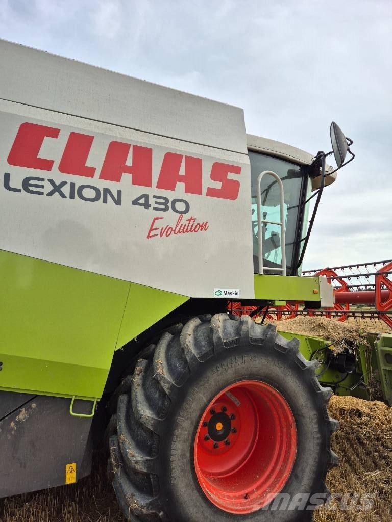 CLAAS Lexion 430 Moissonneuse batteuse