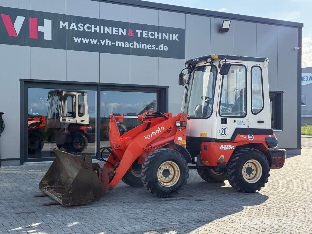 Kubota R 420 Chargeuse sur pneus