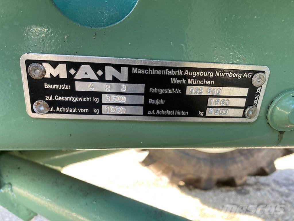 MAN 4/R3 Tracteur