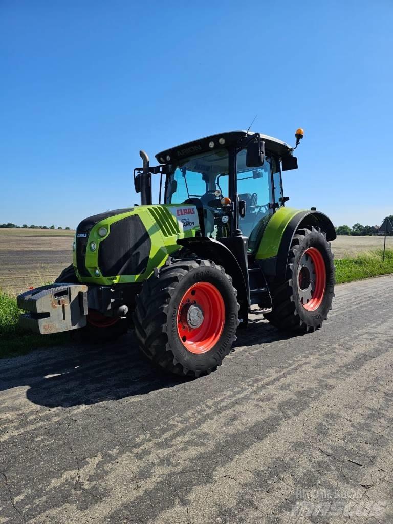 CLAAS Arion 530 Tracteur