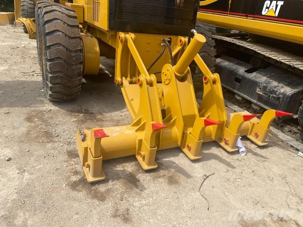 CAT 140 H Niveleuse