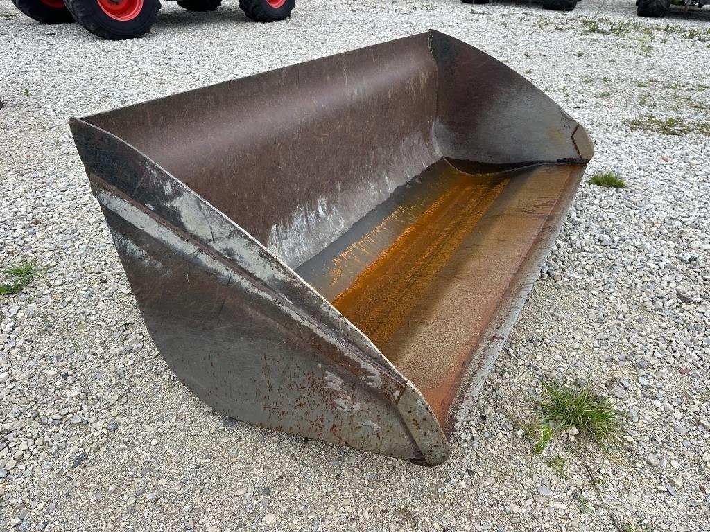  ŁYŻKA MANITOU 2,4 M Autres équipements de chargement et de levage