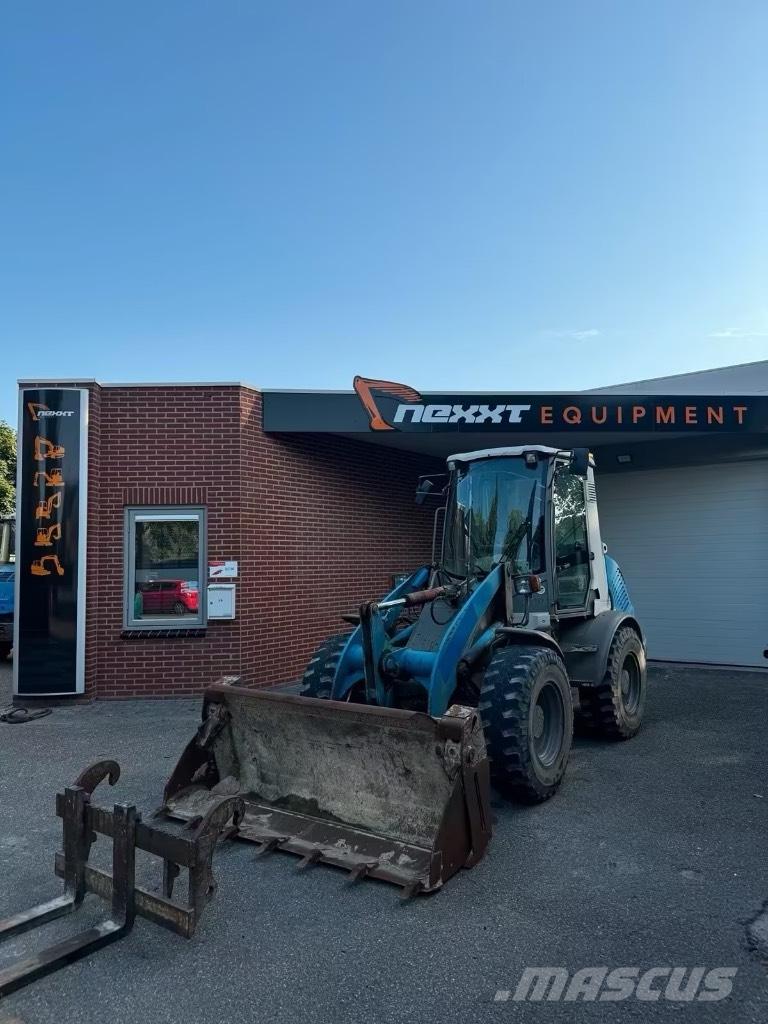 Atlas AR 65 Chargeuse sur pneus