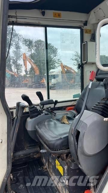 Kubota U 25-3 Mini pelle < 7t