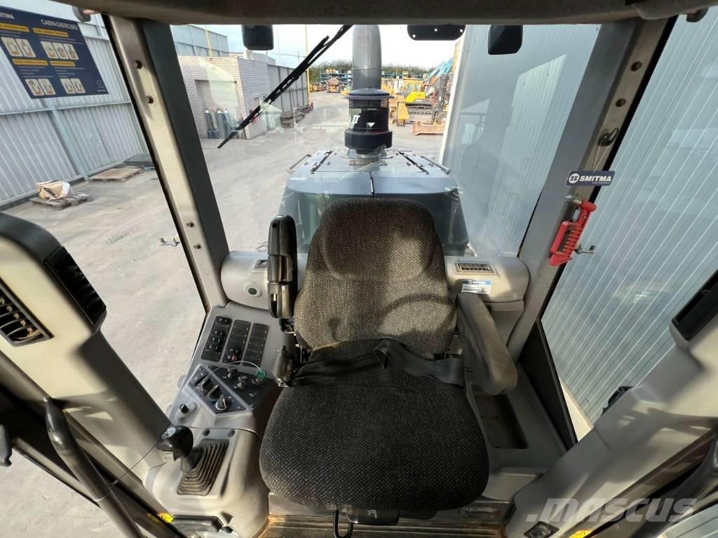 Volvo G930B Niveleuse