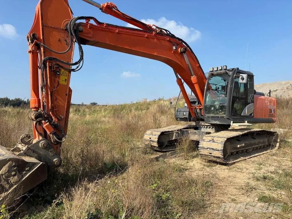 Hitachi ZX250LC-5B Pelle sur chenilles