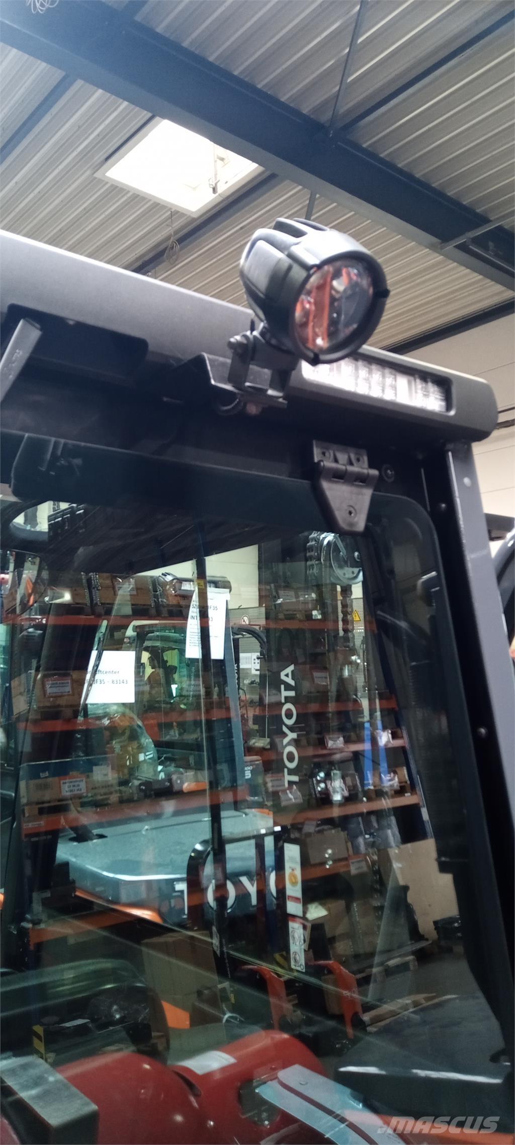 Toyota 02-8FGF25 Chariots GPL