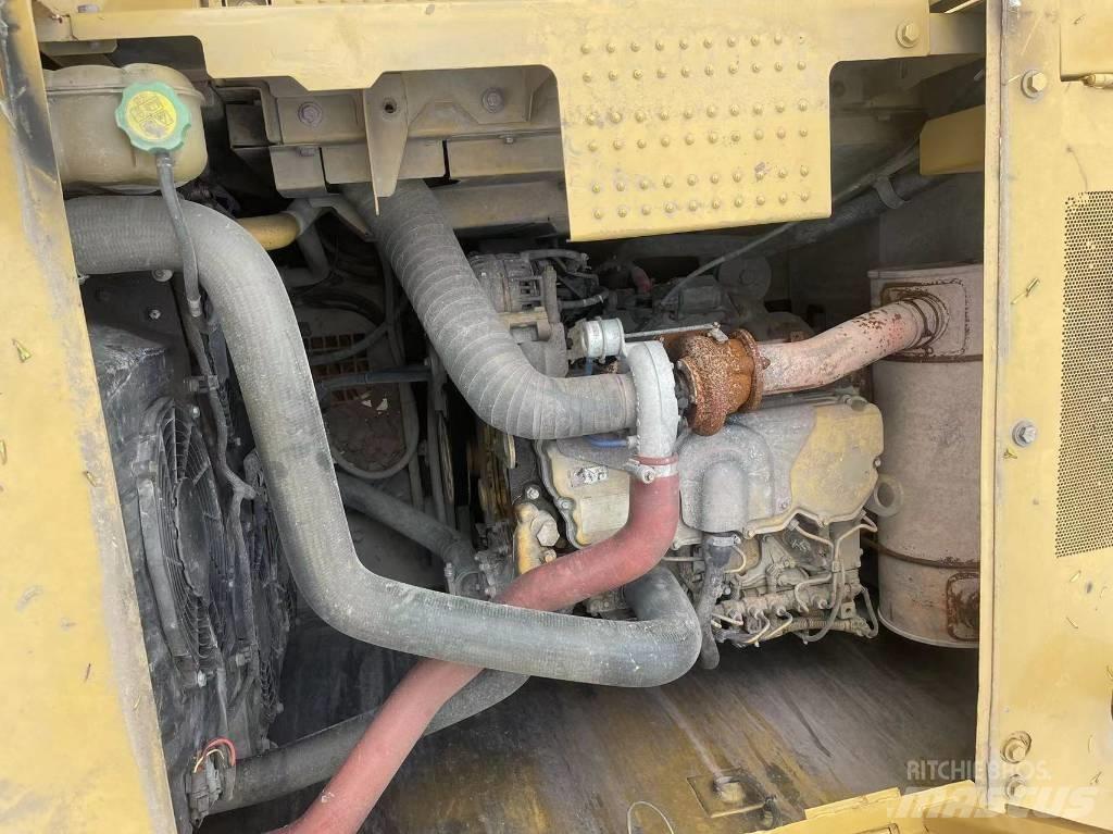 CAT 320GC Pelle sur chenilles