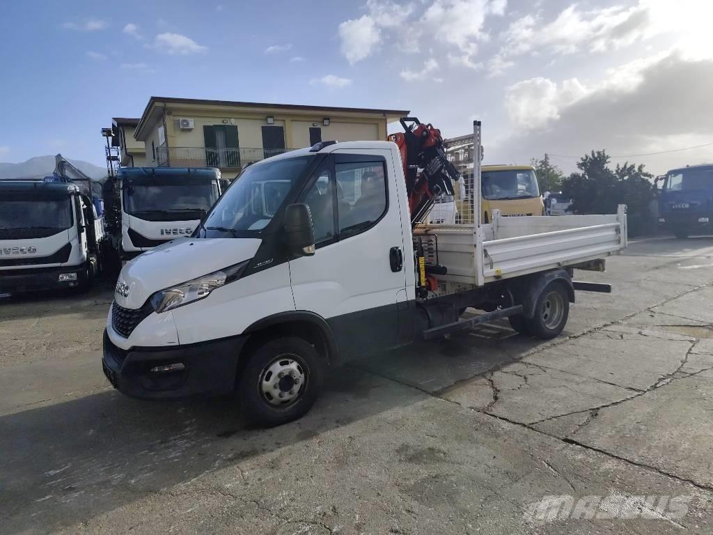 Iveco Daily 35-120 Camion plateau ridelle avec grue
