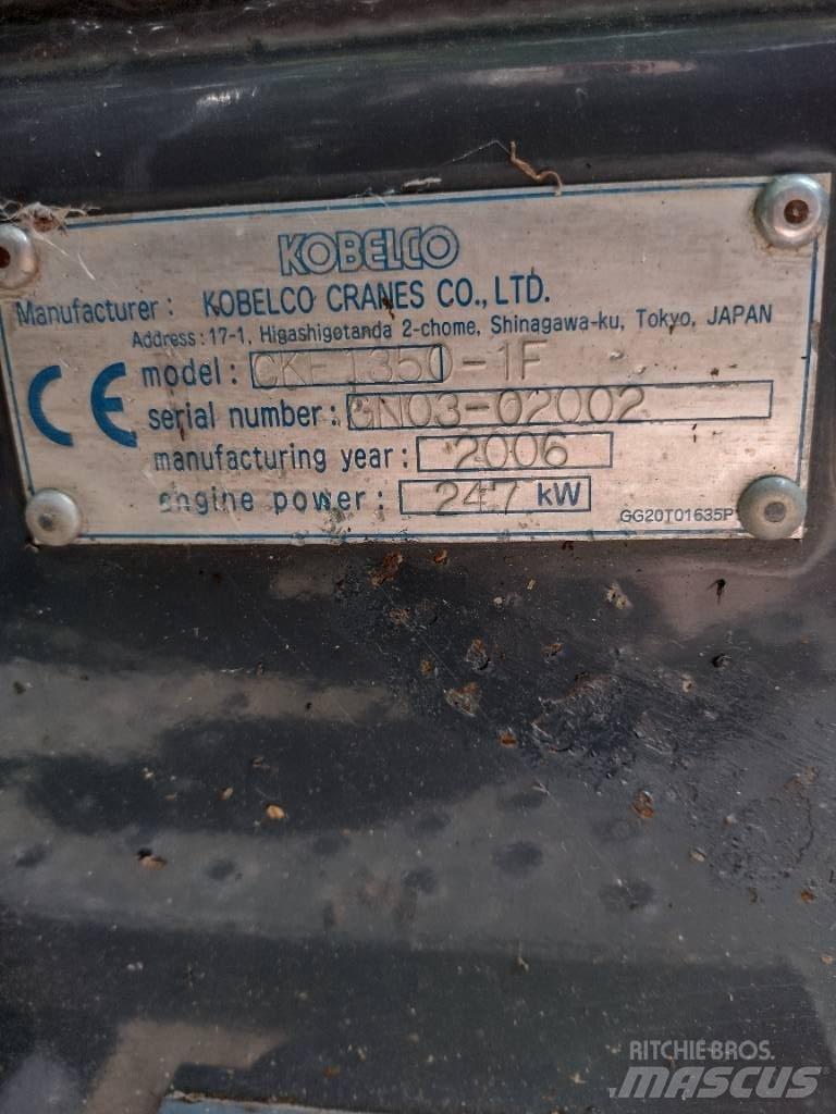 Kobelco cke1350-1F Grue sur chenilles