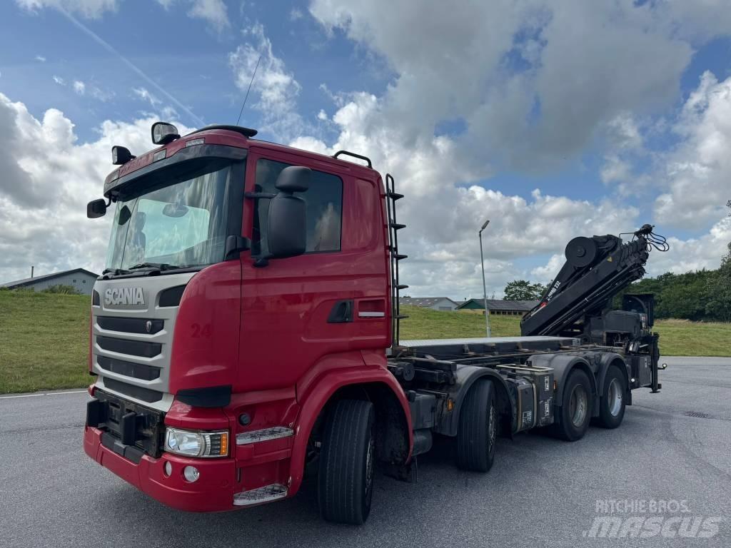 Scania R 490 Camion plateau ridelle avec grue