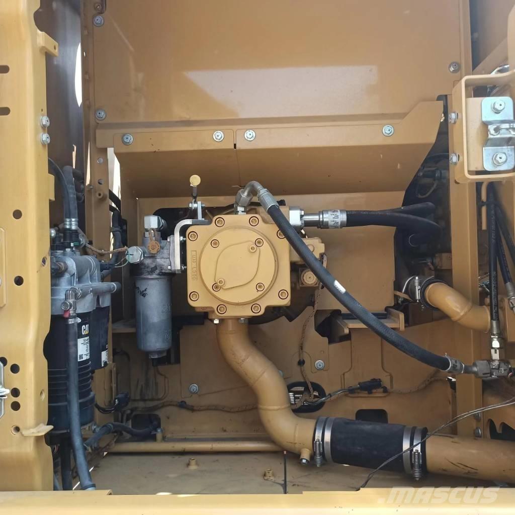 CAT 320 Pelle sur chenilles