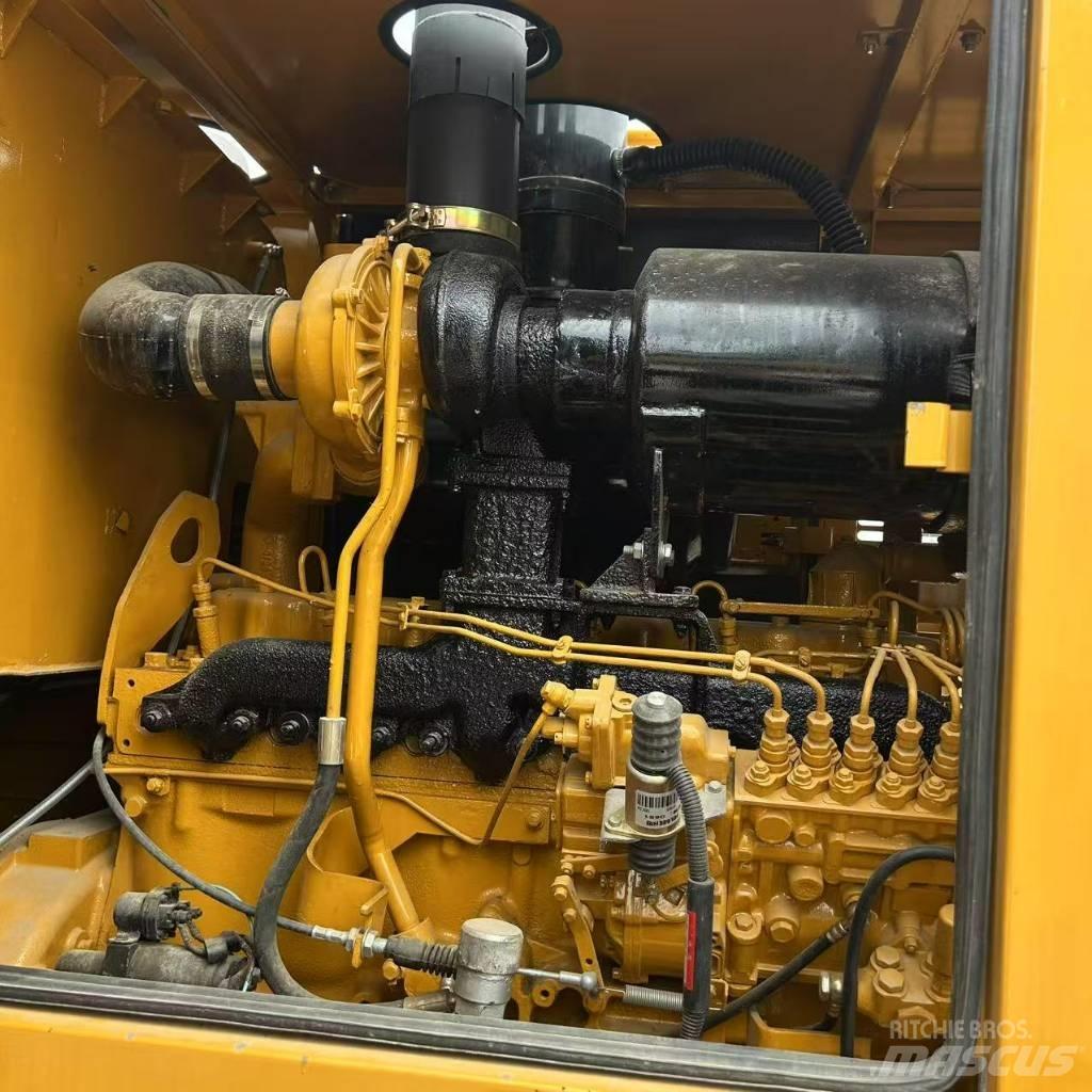 CAT 140 H Niveleuse
