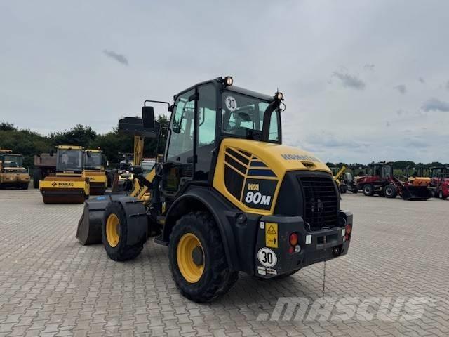 Komatsu WA 80 M Chargeuse sur pneus