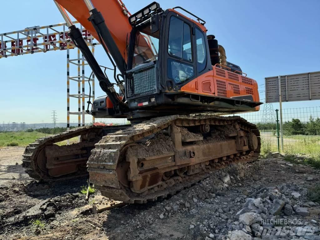 Doosan 520LC-9C Pelle sur chenilles