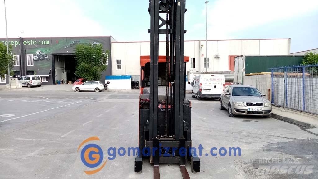 Toyota 7 FB RE 16 N Chariot à mât rétractable