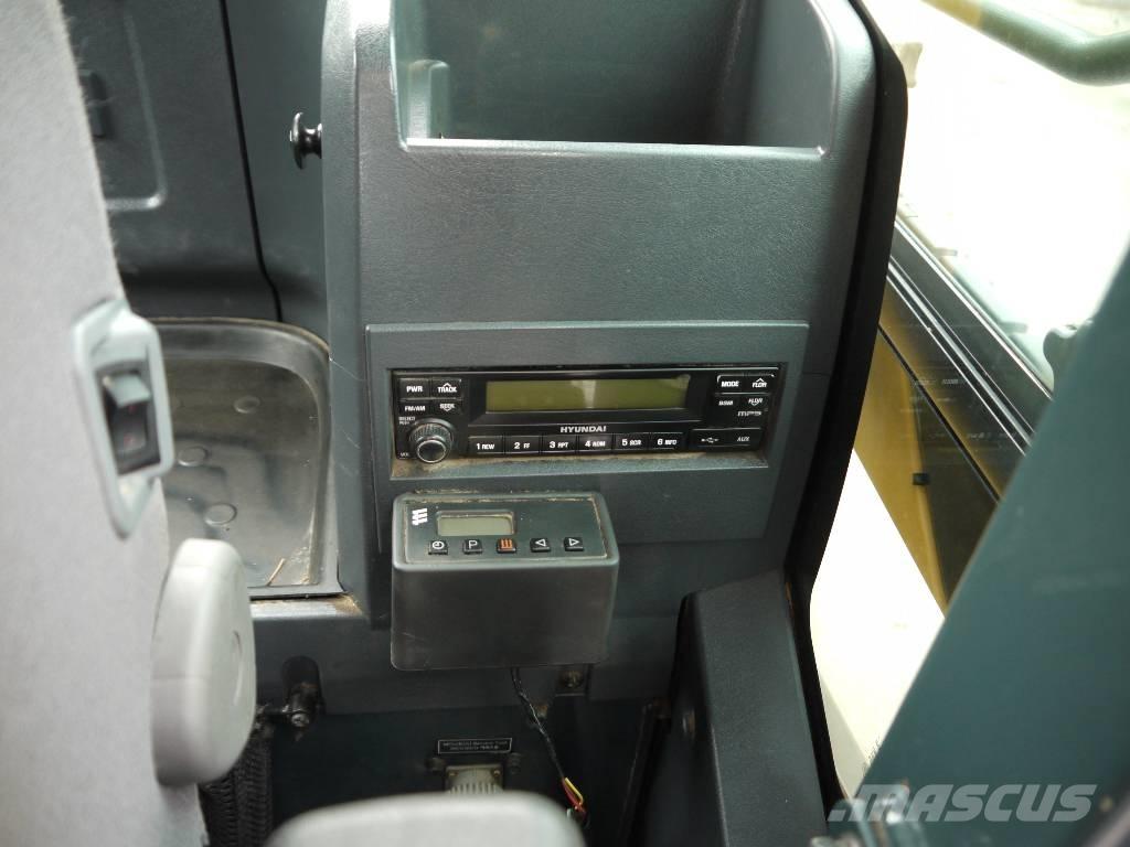 Hyundai R 220 LC-9A Pelle sur chenilles