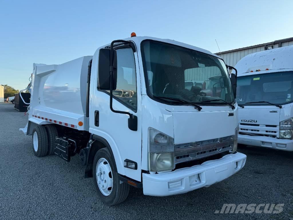 Isuzu NRR Camion poubelle