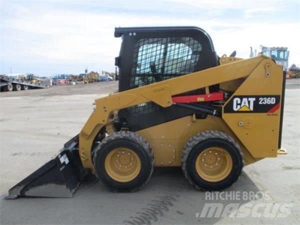 CAT 236 D Chargeuse compacte
