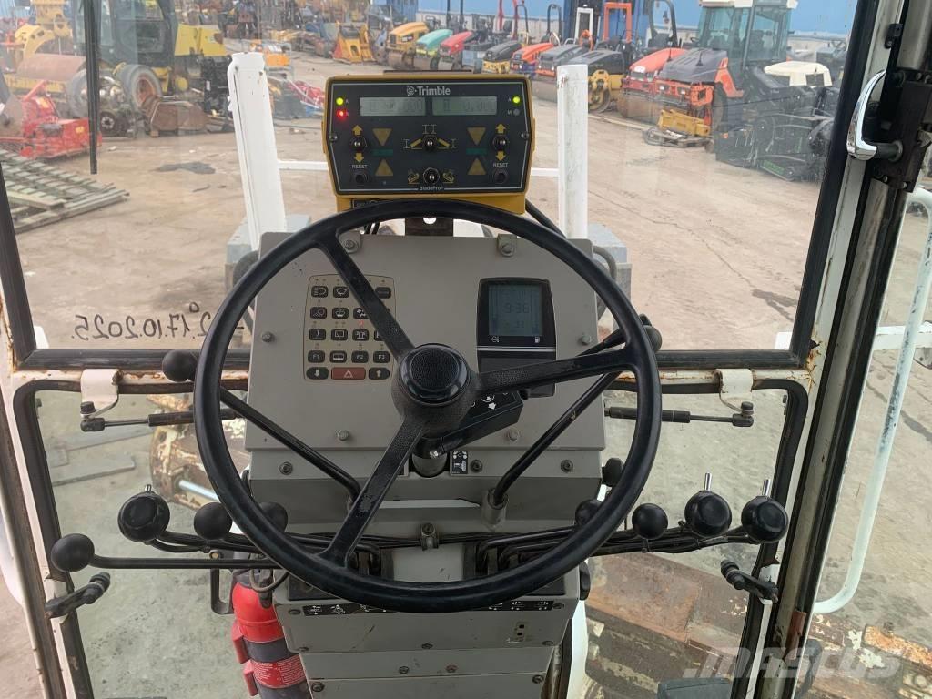 O&K F106.5A Niveleuse