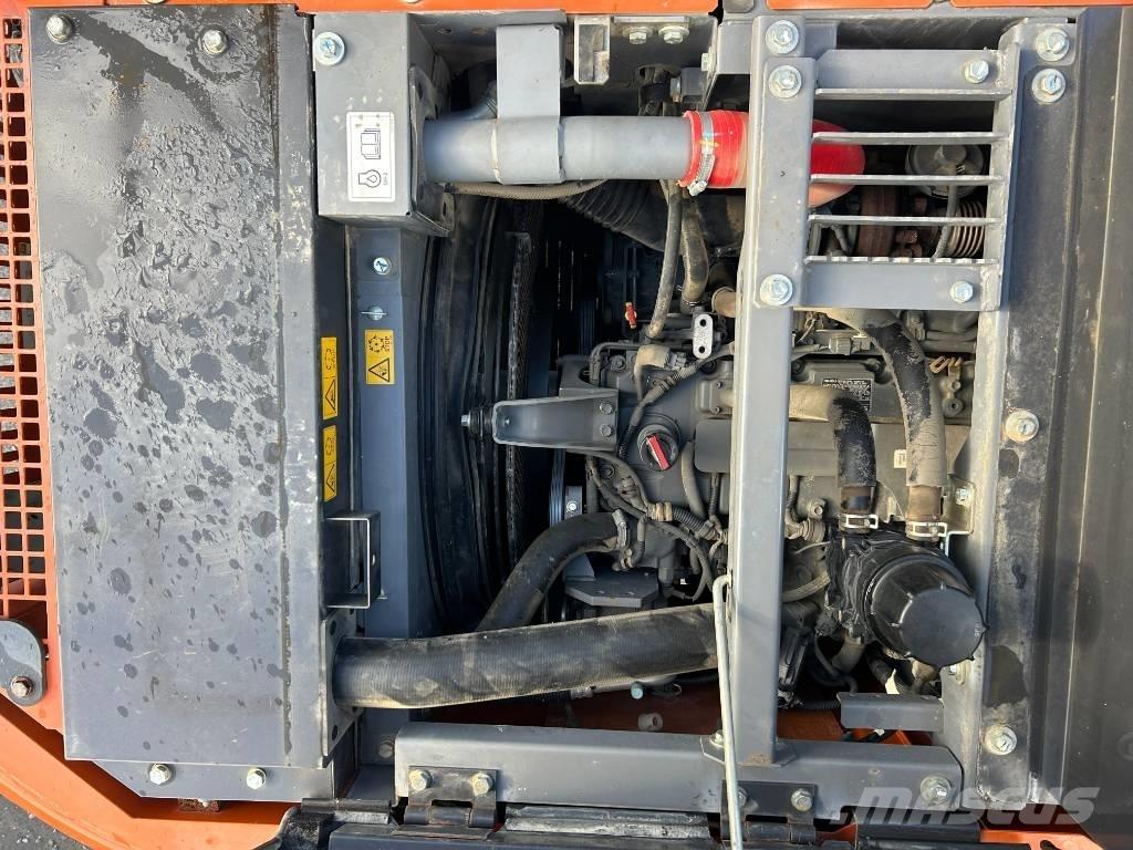 Hitachi ZX 130-6 Pelle sur chenilles