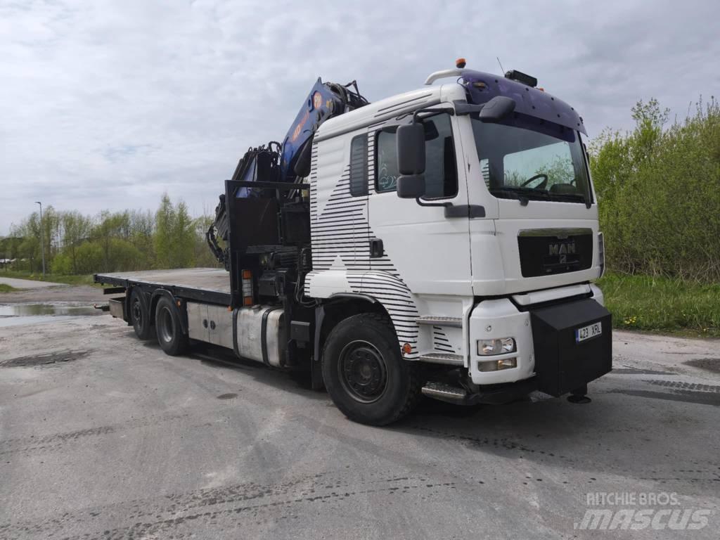 MAN TGA Camion plateau ridelle avec grue
