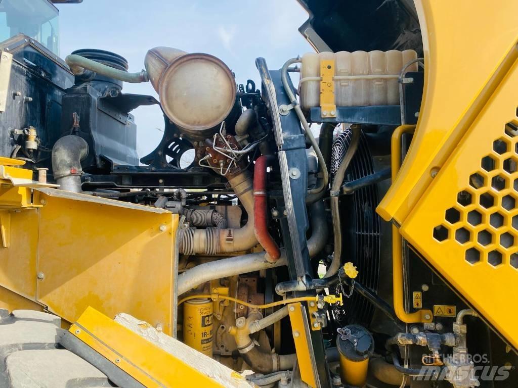 CAT 966k xe Chargeuse sur pneus