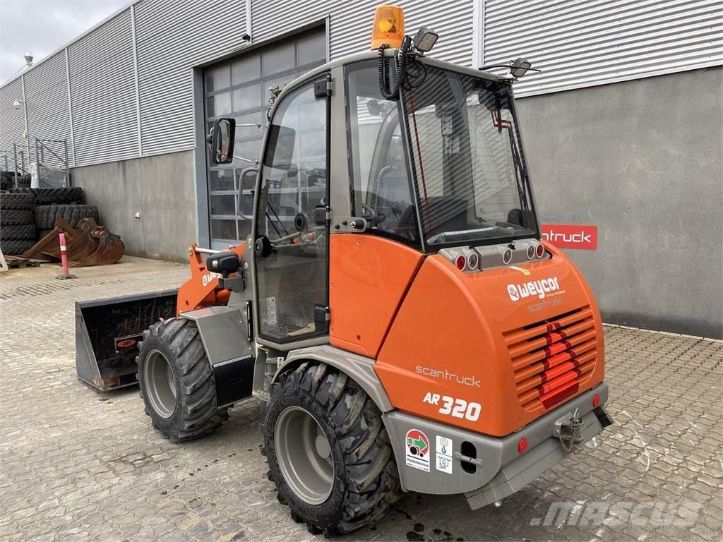 Weycor AR320 Cab Chargeuse multifonction