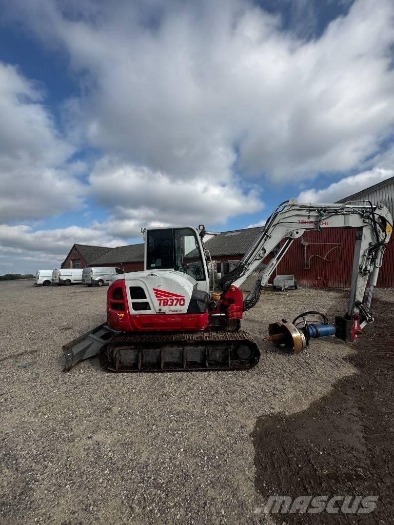 Takeuchi TB 370 Pelle sur chenilles