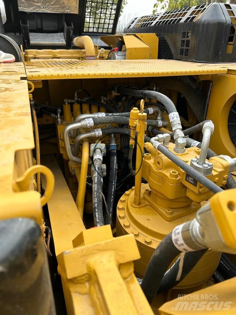 CAT 336 D Pelle sur chenilles