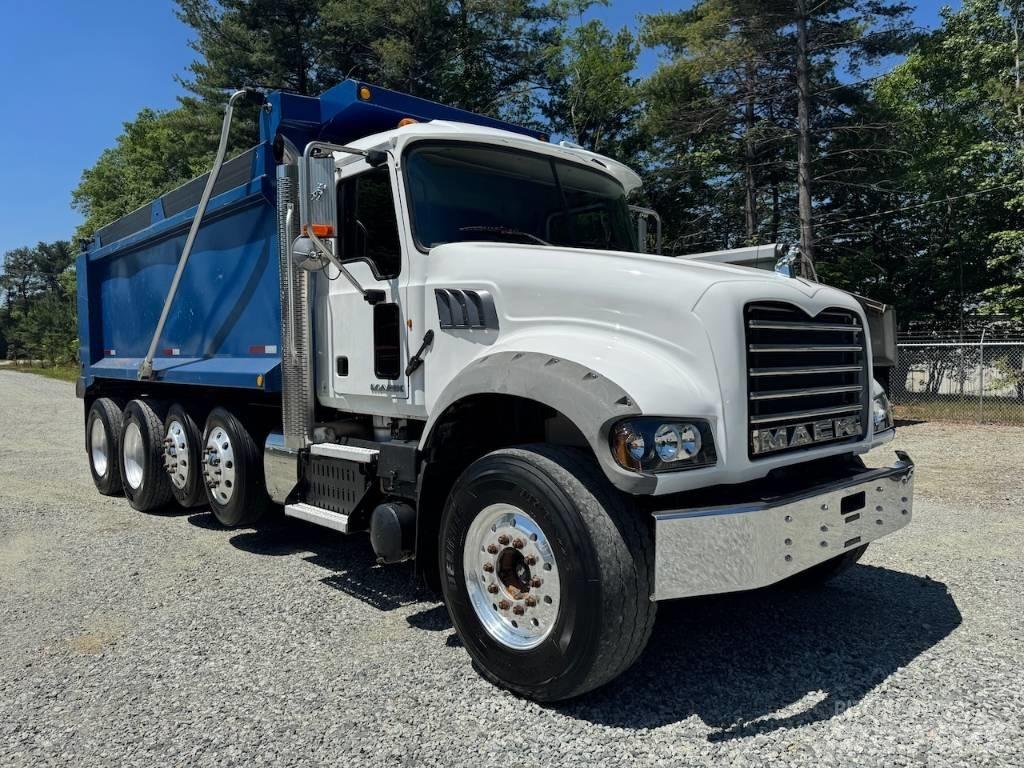 Mack GU 713 Camion benne