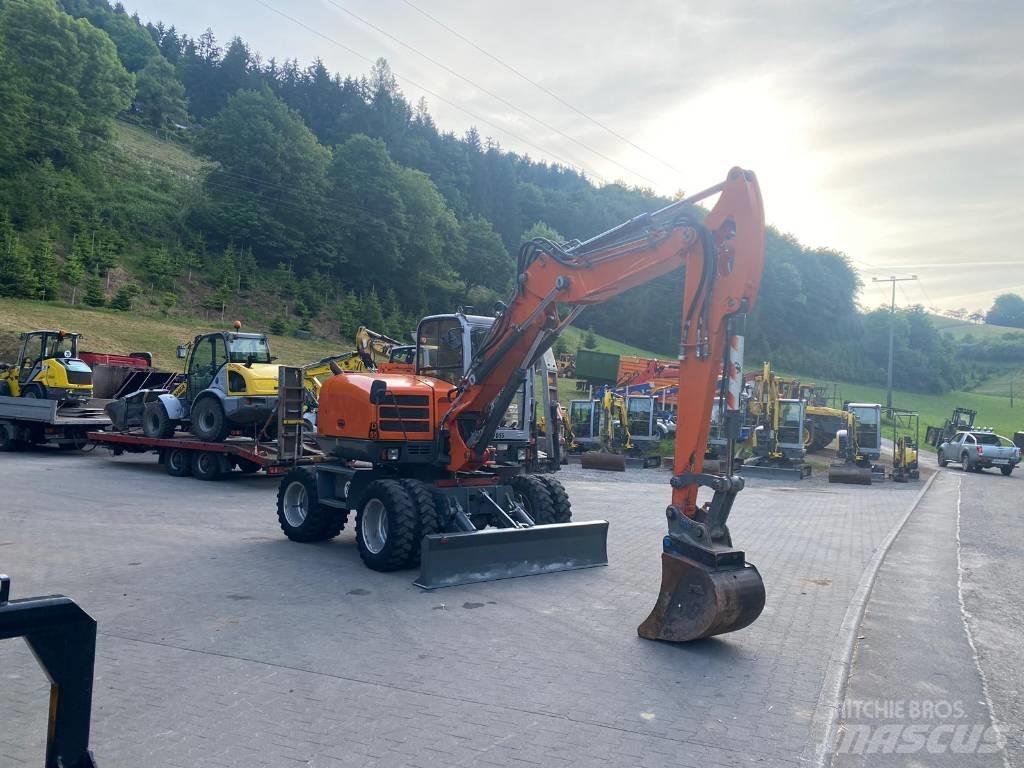 Wacker Neuson 9503 Pelle sur pneus