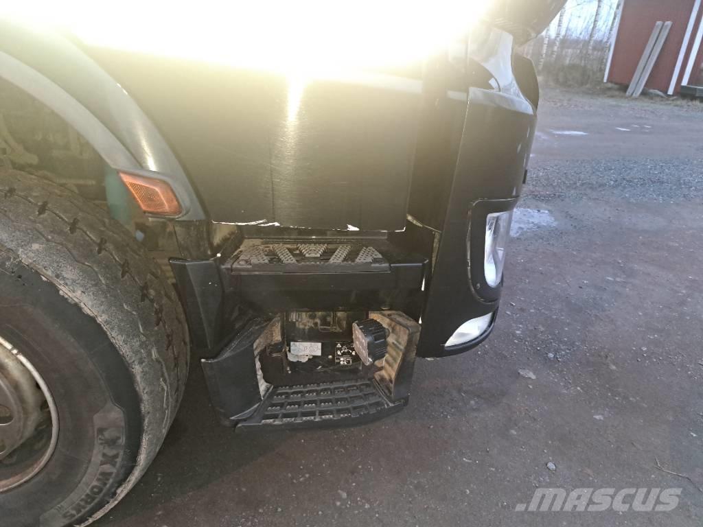 Sisu CM 13 M Camions de transport de machines forestières