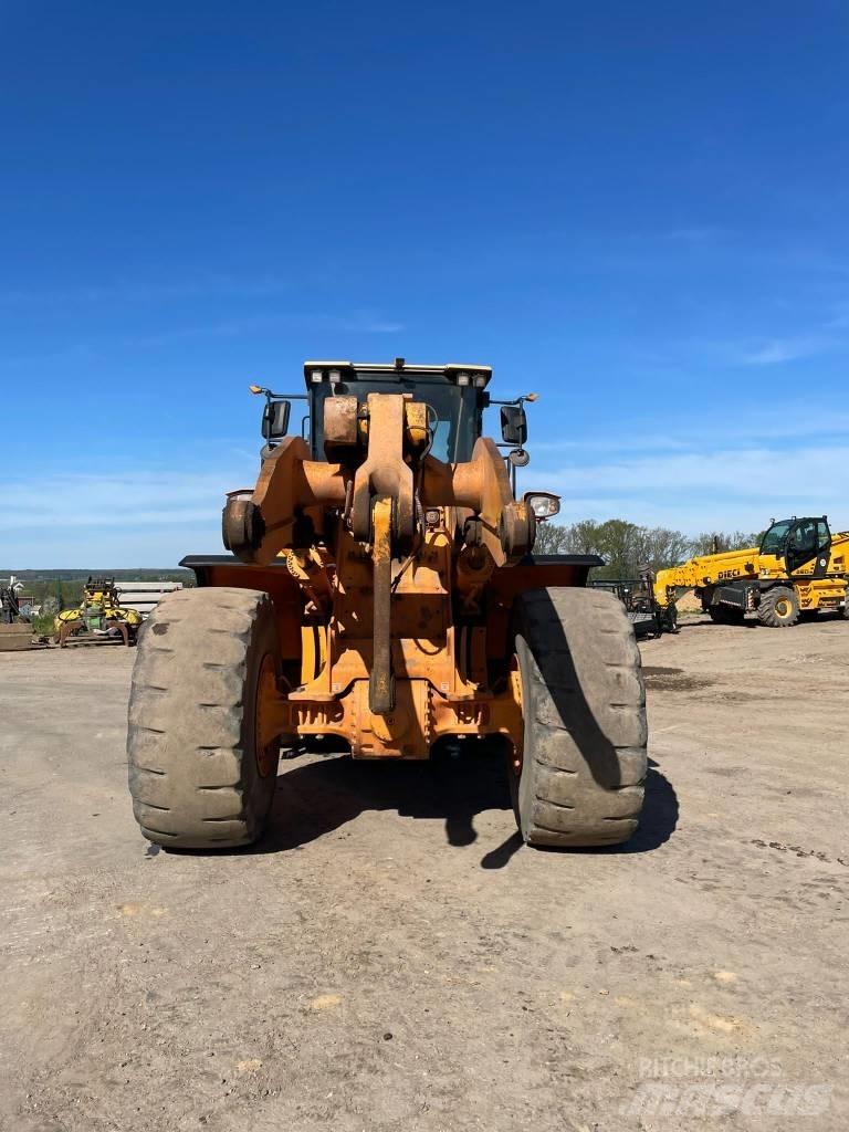 Hyundai HL 975 Chargeuse sur pneus