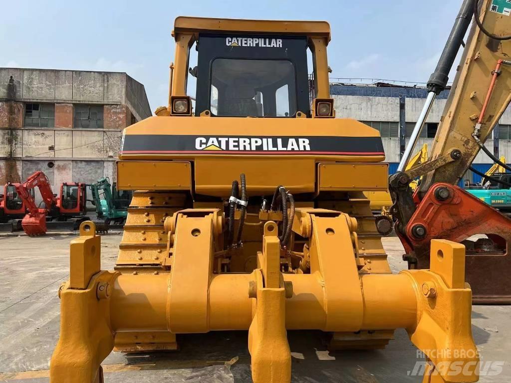 CAT D8R Bouteurs sur chenilles