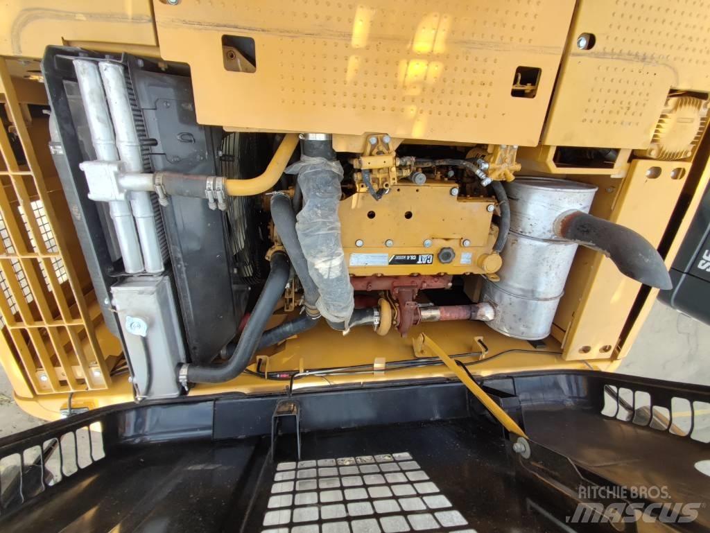 CAT 320D2 Pelle sur chenilles